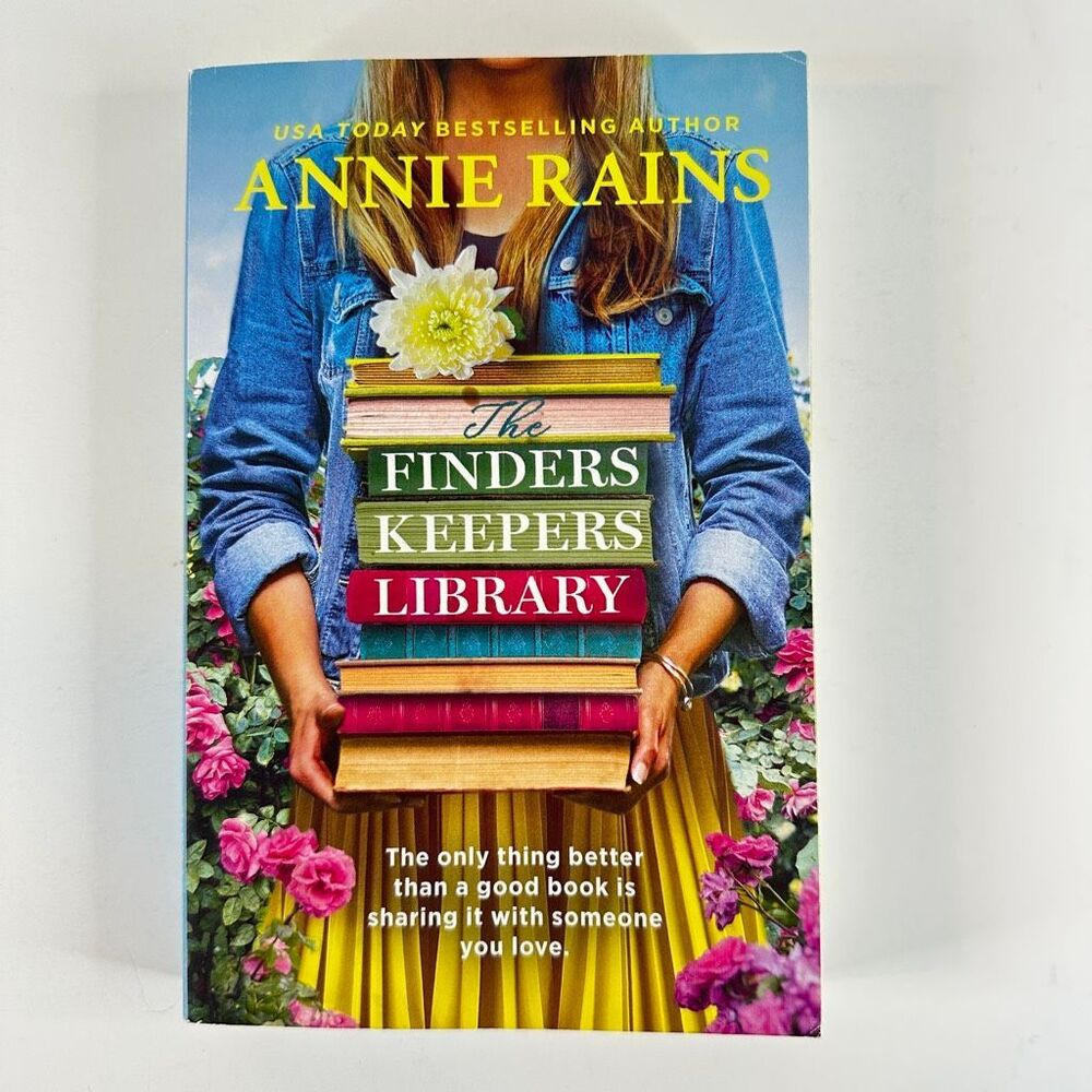 2/$6 The Finders Keepers Library book by Annie Rains (Paperback)